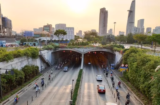 Hầm sông Sài Gòn, nơi được khôi phục lại hoạt động duy tu, bảo trì