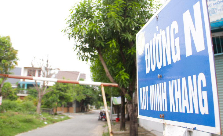 Doanh nghiệp này đã huy động vốn của khách hàng theo hình thức hợp đồng nguyên tắc góp vốn với số tiền hàng trăm tỉ đồng. Tuy nhiên, sau khi thu tiền, doanh nghiệp không thực hiện đầu tư hoàn thiện hạ tầng theo thiết kế đã được duyệt.