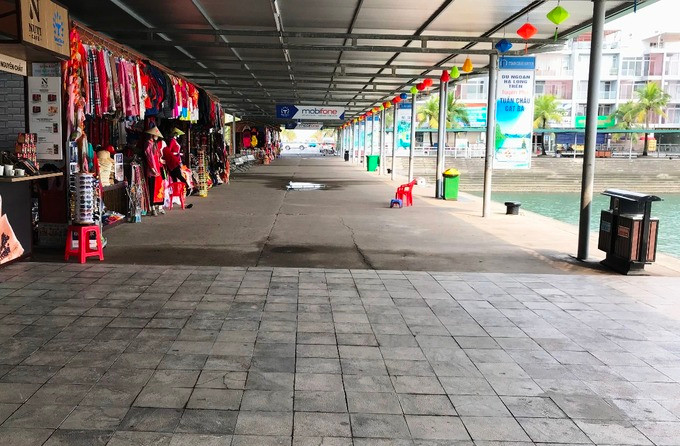 Cảng tàu khách quốc tế Tuần Châu vắng khách du lịch