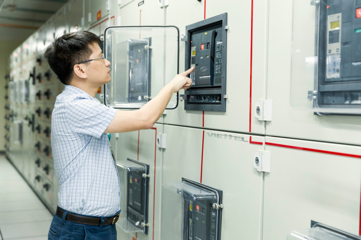 Dựa vào tri thức và kinh nghiệm hiện có, Viettel đang tiếp tục nâng cấp, chuẩn hóa toàn bộ 10 tổng trạm, trung tâm dữ liệu viễn thông