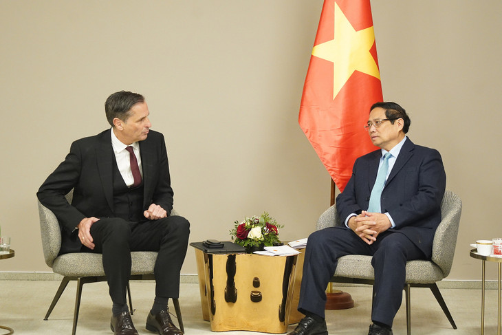 Thủ tướng tiếp Chủ tịch HĐQT Tập đoàn Skoda ngày 19/1 tại Prague, Cộng hòa Czech