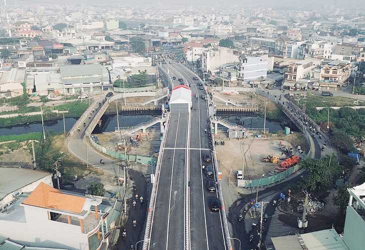 Cầu Tân Kỳ - Tân Quý nhìn từ trên cao