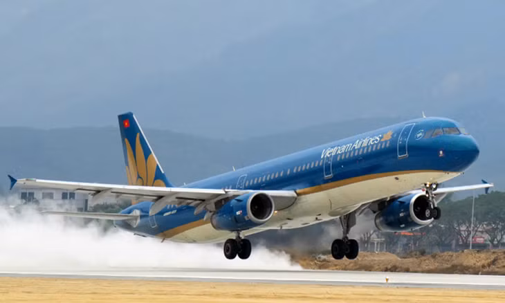 Vietnam Airlines lãi trước thuế hơn 7.700 tỷ đồng năm ngoái