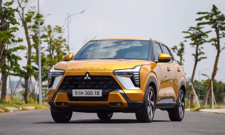 Mẫu Xforce nhập khẩu Indonesia lăn bánh tại TP.HCM