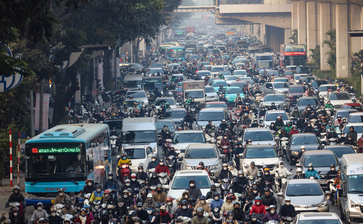 Cảnh ùn tắc trên đường Nguyễn Trãi trong giờ cao điểm Cảnh ùn tắc trên đường Nguyễn Trãi trong giờ cao điểm