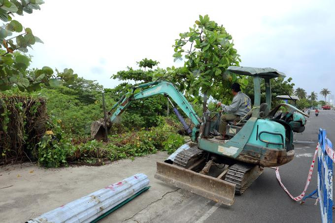 Chính quyền Nha Trang cưỡng chế dự án xây công viên văn hóa, giải trí và thể thao trên đường Phạm Văn Đồng