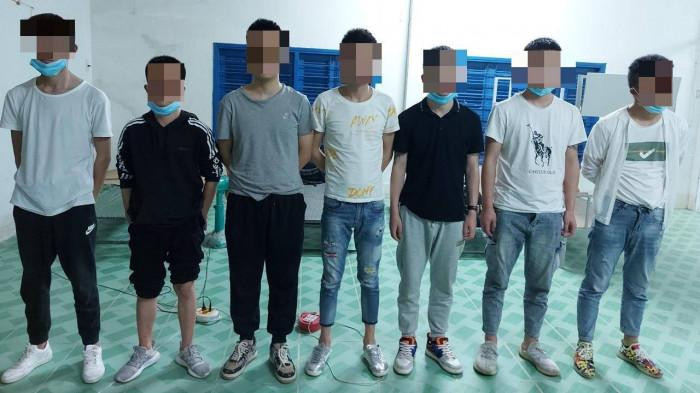 Nhóm người Trung Quốc có ý định xuất cảnh trái phép từ Việt Nam sang Campuchia Nhóm người Trung Quốc có ý định xuất cảnh trái phép từ Việt Nam sang Campuchia