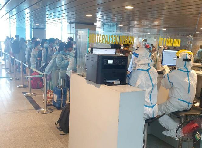 Chuyến bay thương mại quốc tế đầu tiên trong năm 2021 đã hạ cánh xuống Đà Nẵng vào ngày 25/3