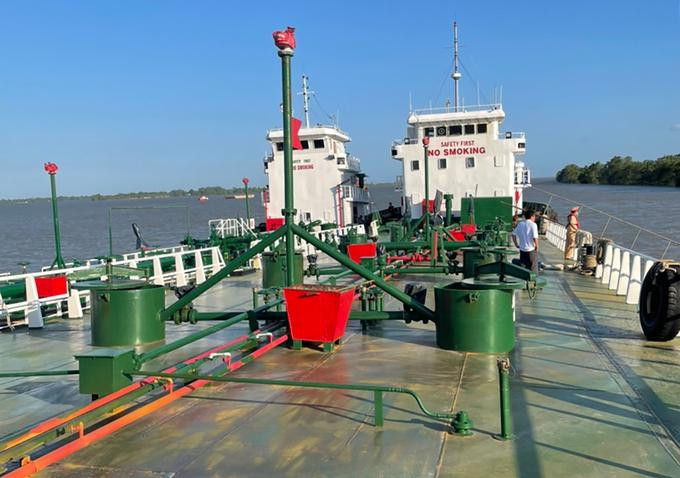 Hai thuyền trong vụ án làm 200 triệu lít xăng giả bị bắt ở Sóc Trăng