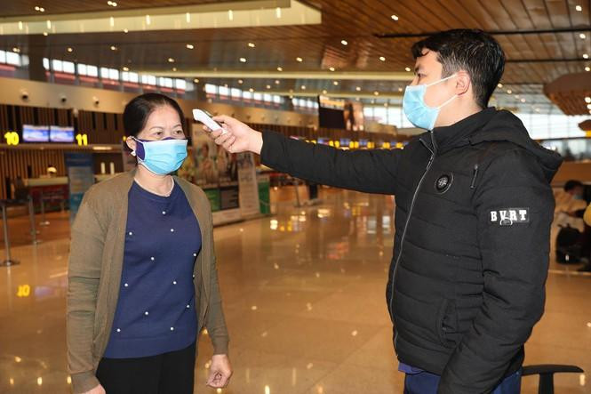 Ngoài việc khôi phục đường bay để đáp ứng nhu cầu giao thương, đi lại của người dân, sân bay quốc tế Vân Đồn sẽ tiếp tục đón các chuyến bay &quot;giải cứu&quot; người Việt Nam về nước và đưa chuyên gia nước ngoài đến Việt Nam làm việc.