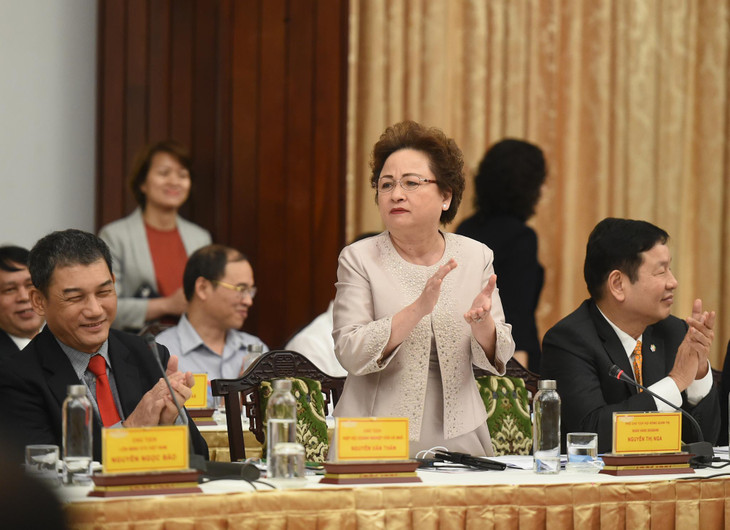 Bà Nguyễn Thị Nga, Chủ tịch Tập đoàn BRG: Các doanh nghiệp cần có tầm nhìn rộng hơn, phải có được niềm tự hào và trách nhiệm cao hơn để cùng xây dựng nên một nền móng vững chắc cho tương lai. Ảnh: VGP Bà Nguyễn Thị Nga, Chủ tịch Tập đoàn BRG: Các doanh nghiệp cần có tầm nhìn rộng hơn, phải có được niềm tự hào và trách nhiệm cao hơn để cùng xây dựng nên một nền móng vững chắc cho tương lai. Ảnh: VGP