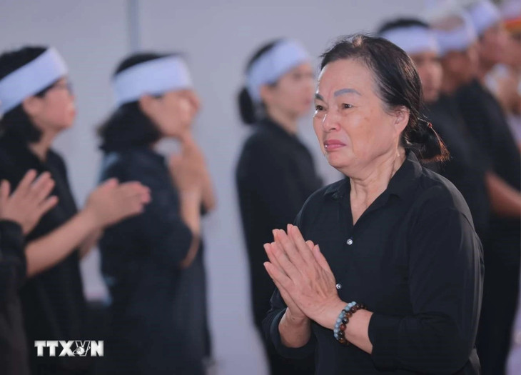 Nỗi buồn của người dân khi đến viếng Tổng Bí thư Nguyễn Phú Trọng