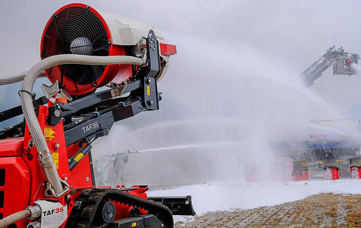 Robot TAF35 tại Đà Nẵng tham gia diễn tập phòng cháy chữa cháy ba nước Việt Nam, Lào, Campuchia