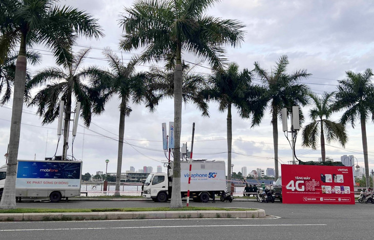 Các doanh nghiệp Viễn thông sẽ hỗ trợ TP. Đà Nẵng 2.010 máy điện thoại thông minh