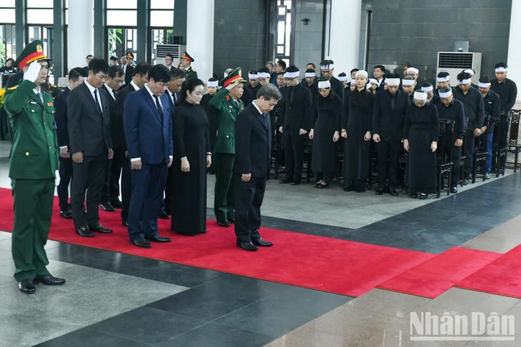 Đoàn Viện Kiểm sát nhân dân tối cao viếng Tổng Bí thư Nguyễn Phú Trọng