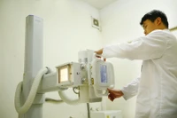 Đặt, mượn thiết bị y tế: Cần một cuộc cách mạng tư duy 