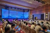 Đại diện lãnh đạo, chủ đầu tư tại các tỉnh, thành phố khu vực Bắc Trung Bộ - Duyên hải miền Trung và Tây Nguyên tham gia đóng góp ý kiến tại Hội thảo