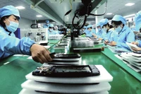 10 tháng, vốn đầu tư nước ngoài đăng ký đạt 27,26 tỷ USD