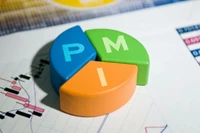 S&P Global: PMI ngành sản xuất Việt Nam giảm còn 47,3 điểm