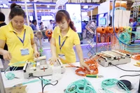 9 tháng đầu năm 2024, cả nước có 121.898 doanh nghiệp thành lập mới với số vốn đăng ký đạt 1.158.536 tỷ đồng. Ảnh: Nhã Chi