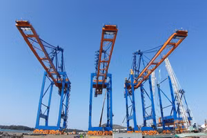 Đấu giá 50% vốn tại Công ty CP Tân Cảng Gantry. Ảnh minh họa: Intrenet