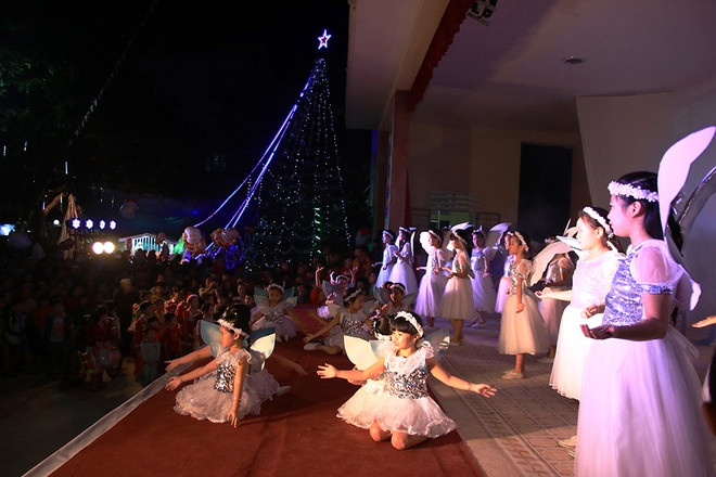 Giáng sinh về trong an lành ảnh 9