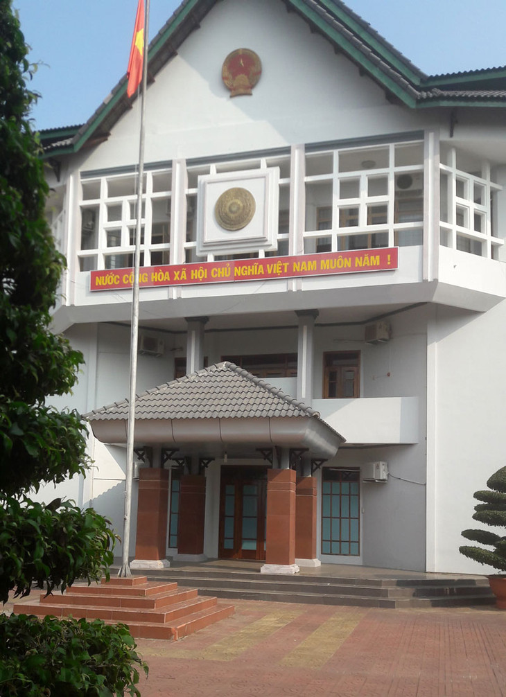 Ban QLDA đầu tư xây dựng TP. Kon Tum:Trốn bán hồ sơ mời thầu? ảnh 1