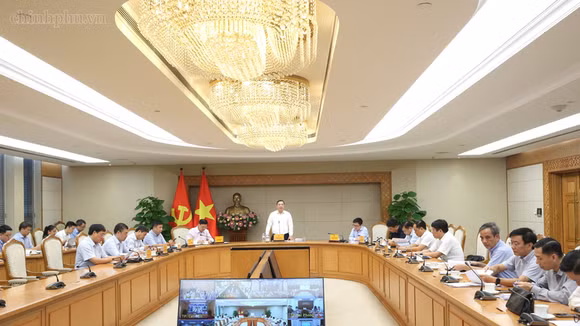 Phó Thủ tướng Thường trực Chính phủ Phạm Gia Túc chủ trì cuộc họp về rà soát tiến độ các công trình, dự án quan trọng quốc gia, trọng điểm ngành năng lượng - Ảnh: chinhphu.vn/Nguyễn Hoàng