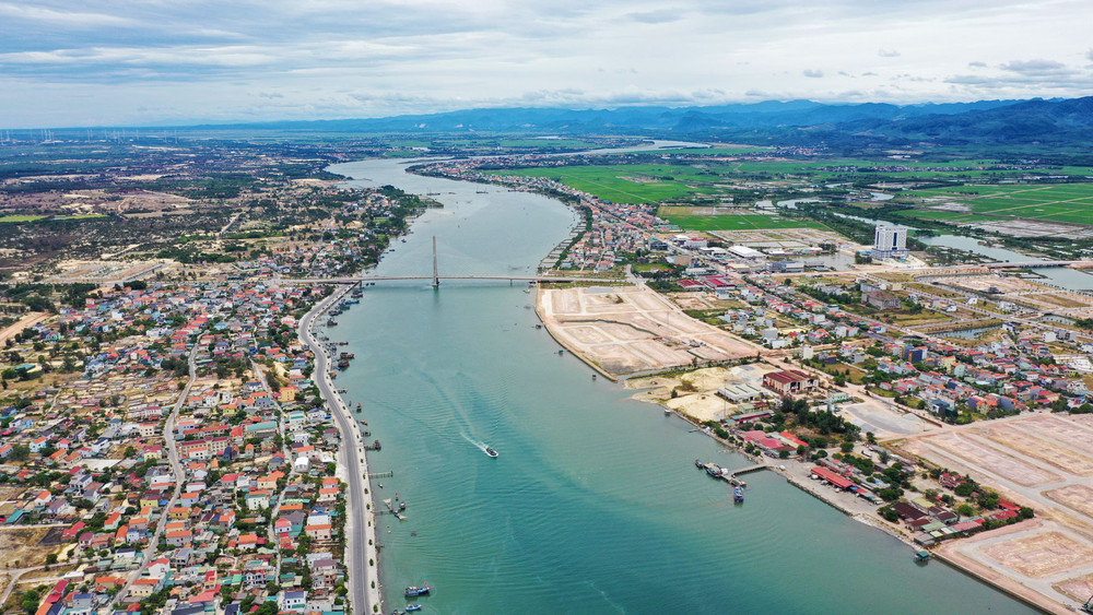 Image hình ảnh hình ảnh Đào Quang Bính - Dự án BIIG2 tại Quảng Bình, Quảng Trị, Hà Tĩnh: Nhiều gói thầu bê ...