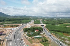 Phấn đấu hoàn thành đúng tiến độ, chất lượng các đường cao tốc tại đồng bằng sông Cửu Long.