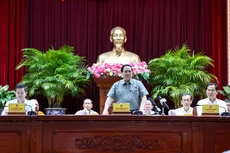 Thủ tướng chia sẻ thêm về nội dung chuyên đề tiếp xúc cử tri liên quan đến hai lĩnh vực giáo dục và y tế - Ảnh: VGP/Nhật Bắc