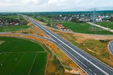 Dự án thành phần cao tốc Hoài Nhơn - Quy Nhơn, thuộc tuyến đường bộ cao tốc Bắc - Nam phía Đông, hiện đã hoàn thành toàn bộ công tác xây dựng