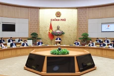 Thủ tướng đề nghị các đại biểu tập trung thảo luận, cho ý kiến cụ thể về công tác chỉ đạo, điều hành của Chính phủ, bộ, ngành, địa phương; những kết quả nổi bật của tình hình kinh tế-xã hội tháng 11 và 11 tháng - Ảnh: VGP/Nhật Bắc