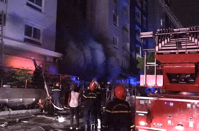 Hai bị can bị đề nghị truy tố về tội vi phạm quy định phòng cháy chữa cháy.