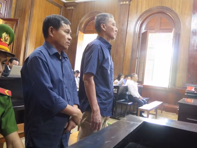Các bị cáo tại tòa.