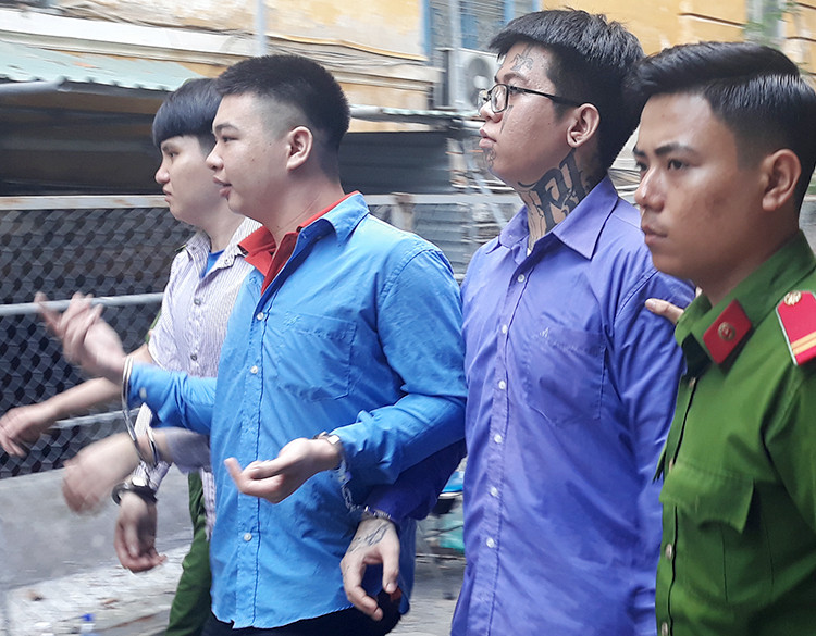 Các bị cáo sau phiên xử hôm nay.