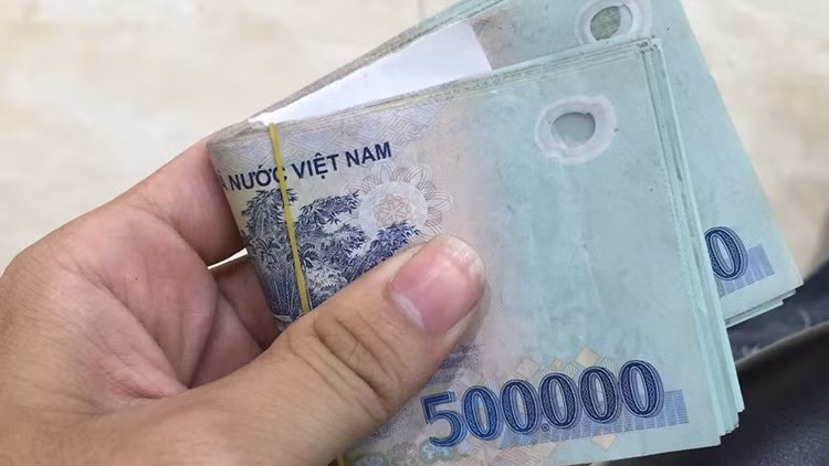 Đề xuất tăng lương cơ sở lên 1.300.000 đồng/tháng