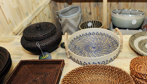 Hàng gia dụng thủ công mỹ nghệ xuất khẩu làm từ cói của Công ty TNHH Mây tre Hà Linh được công nhận sản phẩm công nghiệp chủ lực của Thành phố năm 2019. Ảnh Internet