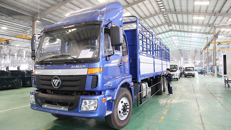 Công ty CP Ô tô Trường Hải đạt Thương hiệu quốc gia 2016 với sản phẩm xe du lịch, xe buýt, xe tải các loại... Ảnh: Tường Lâm