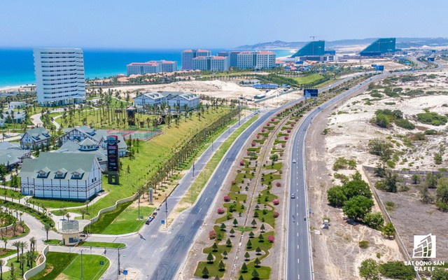 Tiền làm đường chỉ một đồng, được đổi phần đất giá trị 4 đồng tại khu du lịch bắc bán đảo Cam Ranh, Khánh Hòa.