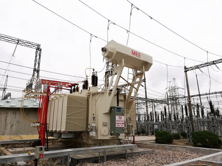 Máy biến áp T3 (110/22 kV - 40 MVA) tại TBA 220 kV Quy Nhơn