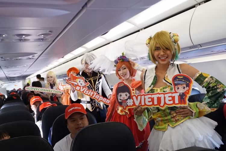 Màn trình diễn Cosplay đậm chất Nhật Bản trên tàu bay Vietjet