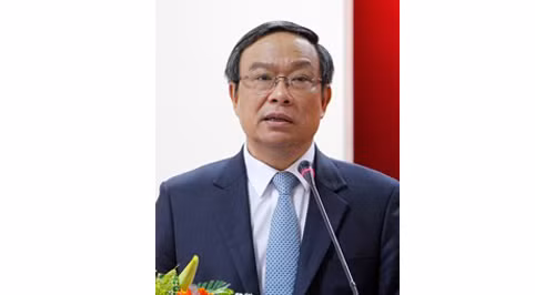 Ông Nguyễn Văn Cao, Chủ tịch tỉnh Thừa Thiên Huế tại cuộc gặp với các doanh nghiệp.