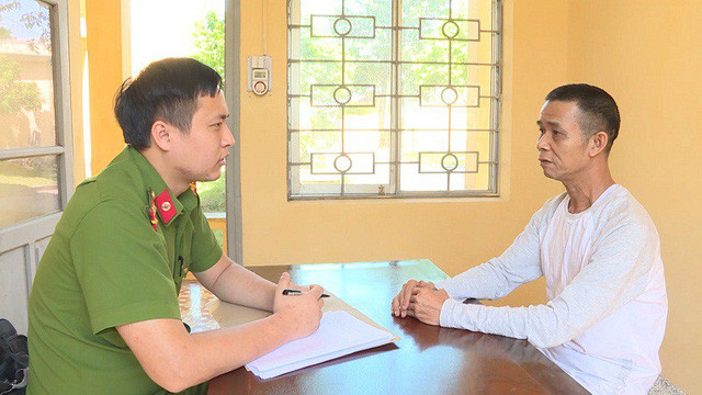 Đối tượng Nguyễn Văn Thoan tại cơ quan điều tra (Ảnh: Conganhungyen)