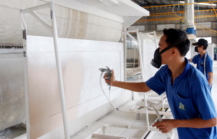 NCIF cho rằng, sự hồi phục của khu vực sản xuất chưa thực sự vững chắc. Ảnh: Tường Lâm