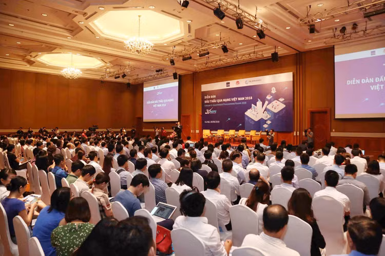 Ông Vũ Đại Thắng - Thứ trưởng Bộ KH&ĐT chủ trì Diễn đàn, phát biểu khai mạc. Ảnh: Đức Trung