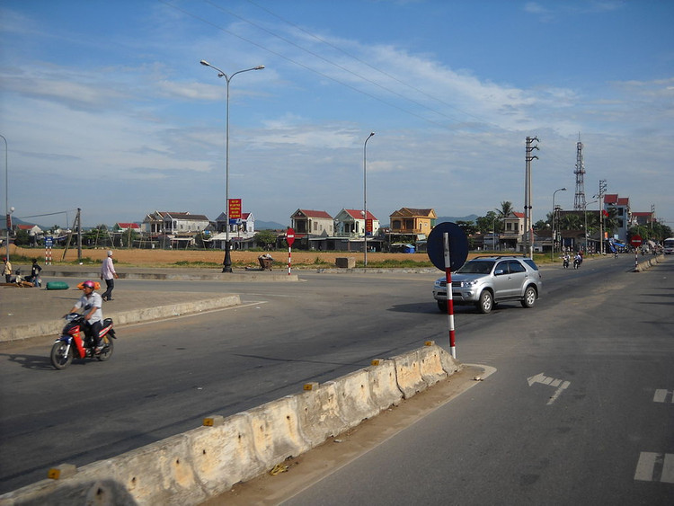 Gói thầu 01.XL thuộc DA Hệ thống điện chiếu sáng các tuyến đường trục chính TX. Kỳ Anh. Ảnh chỉ mang tính minh họa. Nguồn Internet