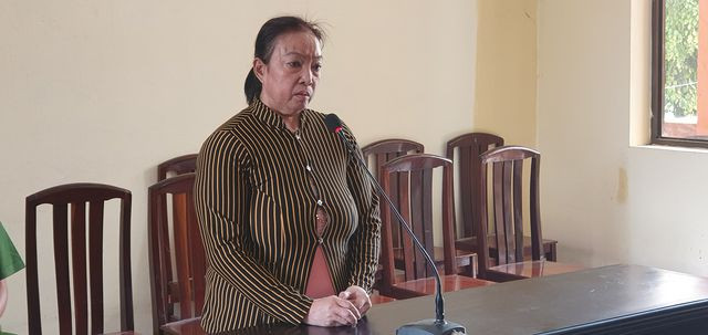 Bi cáo Võ Thị Hoa tại tòa