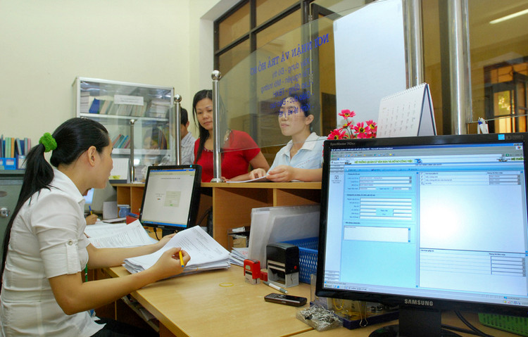 Xác định việc bãi bỏ ĐKKD không cần thiết là nhiệm vụ quan trọng trong việc xây dựng môi trường đầu tư, KD thuận lợi cho DN. Ảnh: Tường Lâm