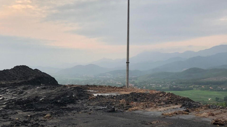 Để thực hiện Gói thầu, nhà thầu trúng thầu phải thi công 19 vị trí móng cọc, hiện phía Chủ đầu tư mới bàn giao được mặt bằng 11/19 móng cọc